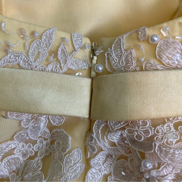 Alyce Short yellow corset style prom Ho/Co dress size 2 - Picture 11 of 14